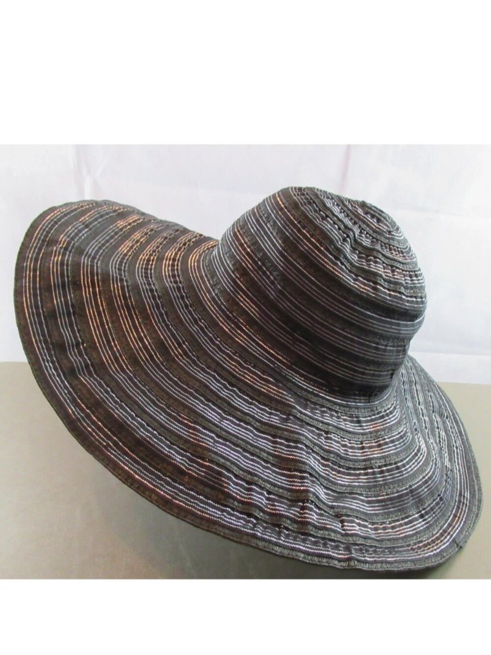 August Hats Women's Round & Round Wide Brim Floppy Hat, Black, One Size
